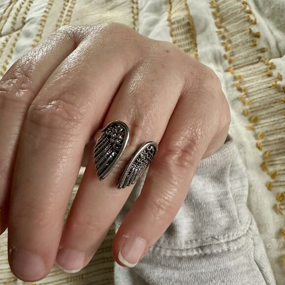 Angel Wing Silver Stainless Steel Adjustable Wrap Ring - Picture 3 of 3
